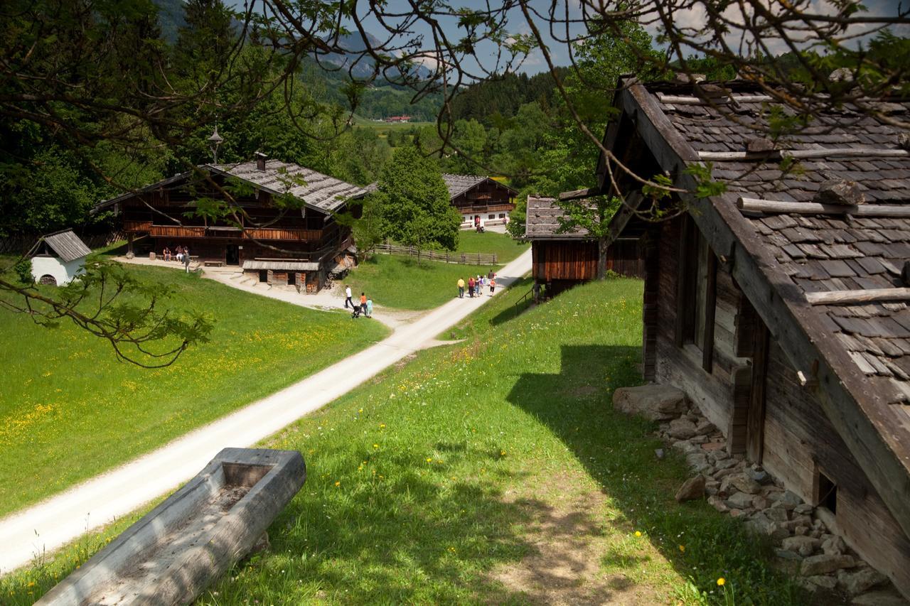 Bergchalet Rauchenhof ライト・イム・アルプバッハタール エクステリア 写真